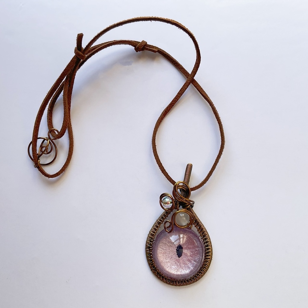 ドラゴンアイのペンダント