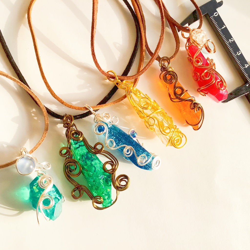 宝石のカケラペンダント オレンジ