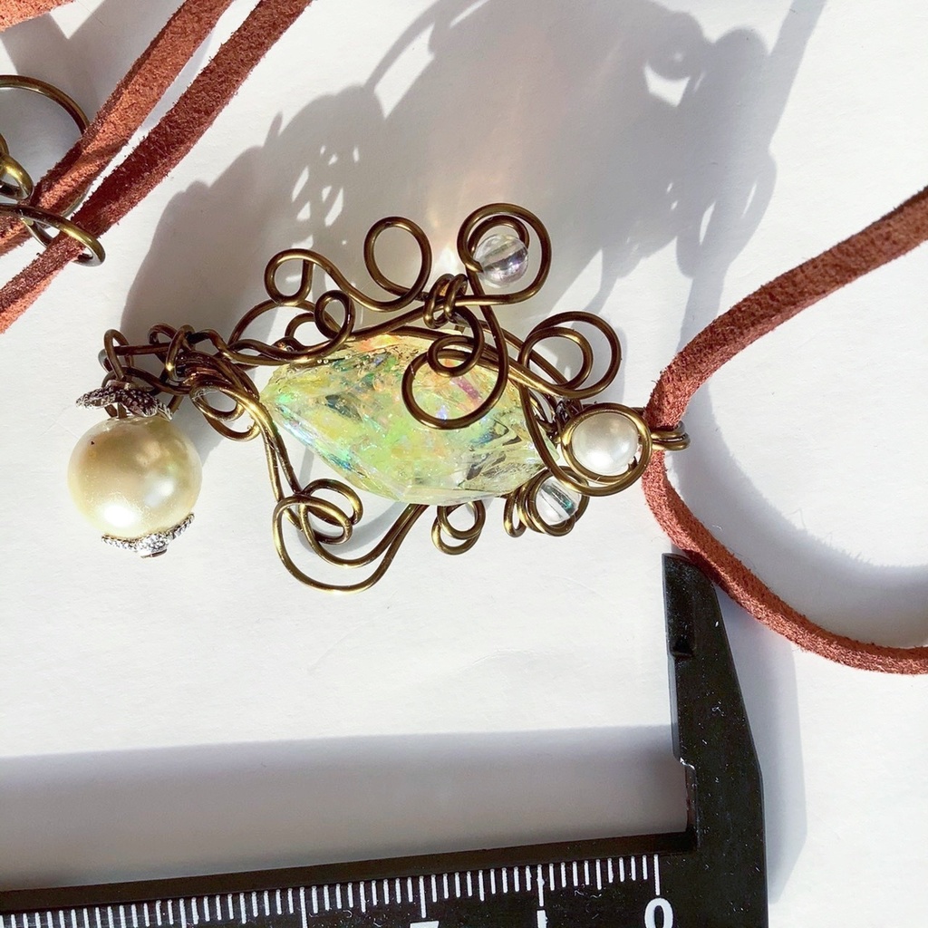 魔女のペンダント クリア