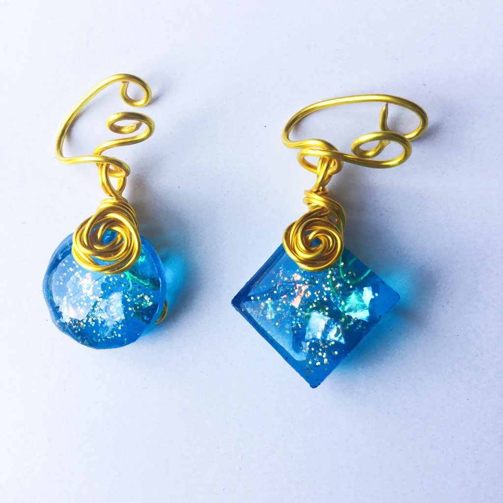 水の宝石 イヤーカフ