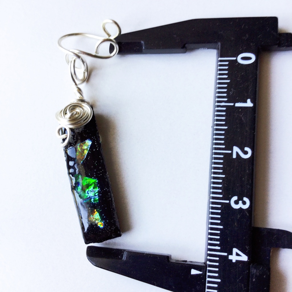 夜光貝のイヤーカフ