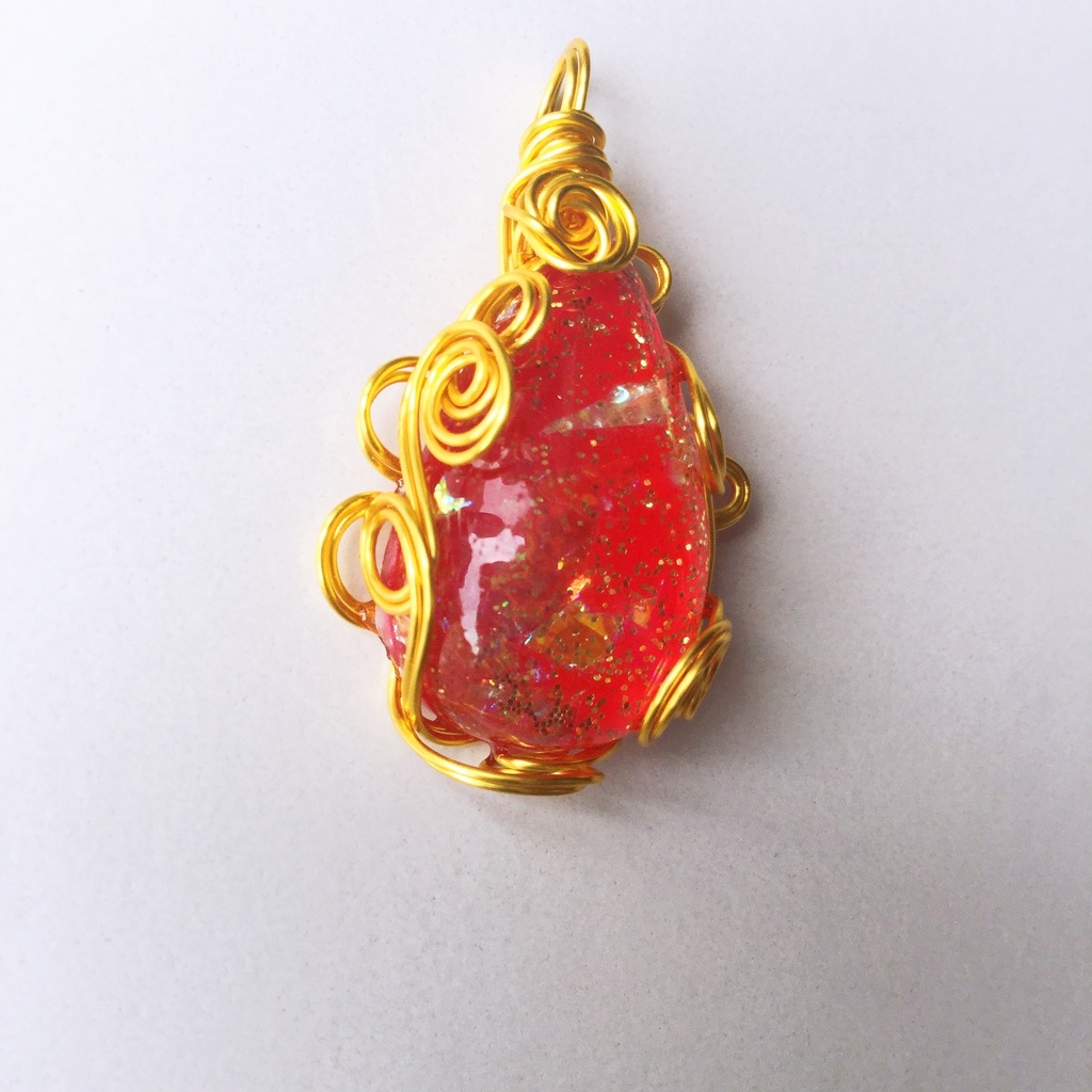 ワイヤーペンダント