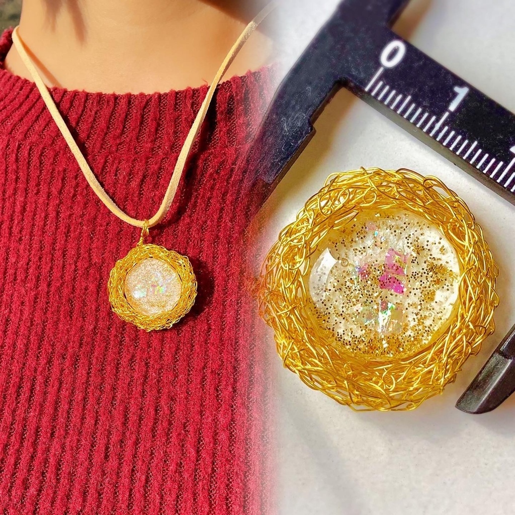 巣ごもりたまごのネックレス2