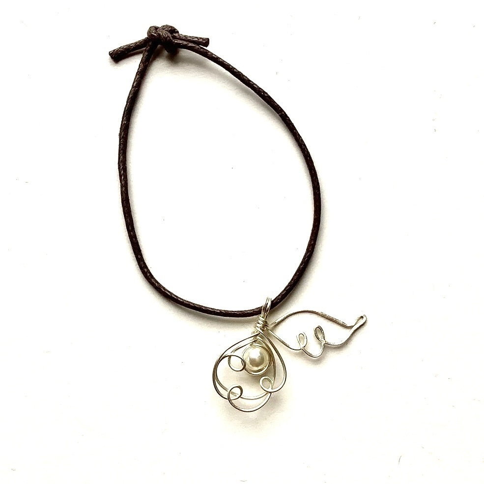 天使の羽根チャーム【ペンダントかストラップ選択可能】