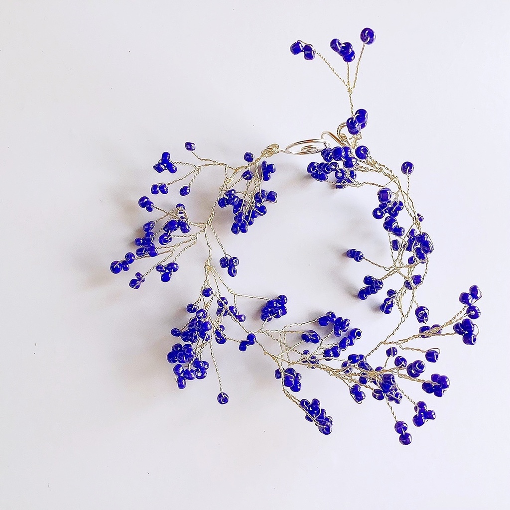 たっぷり小花のブレスレット ディープブルー