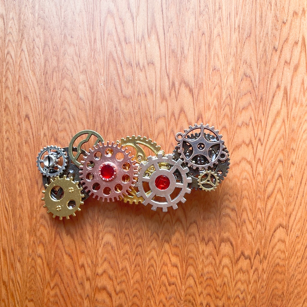 歯車のヘアクリップ