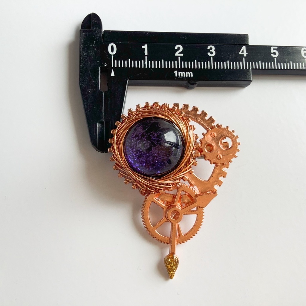 宇宙の時 ブローチ