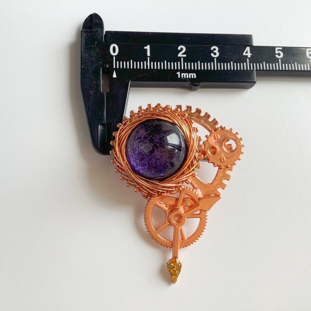 宇宙の時 ブローチ