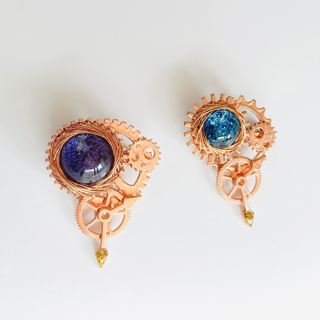 宇宙の時 ブローチ