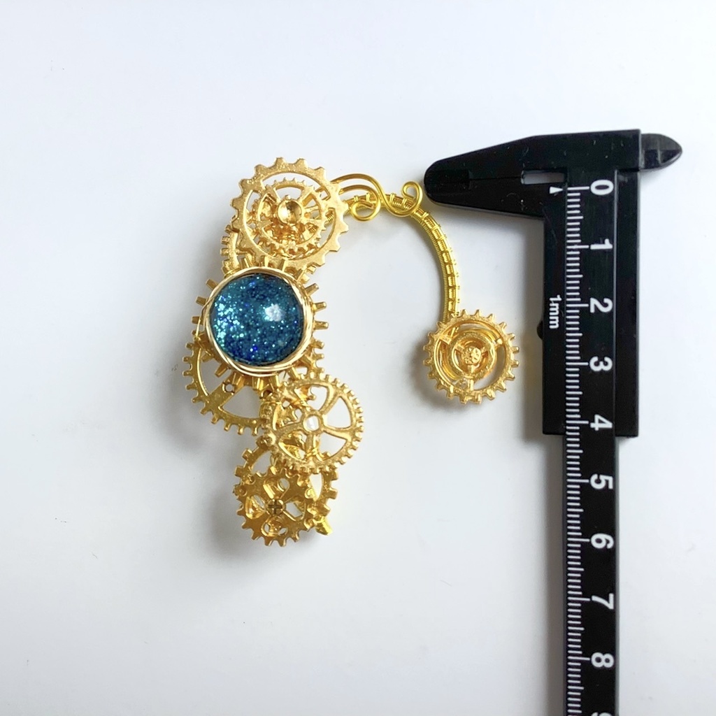 歯車のイヤーフック