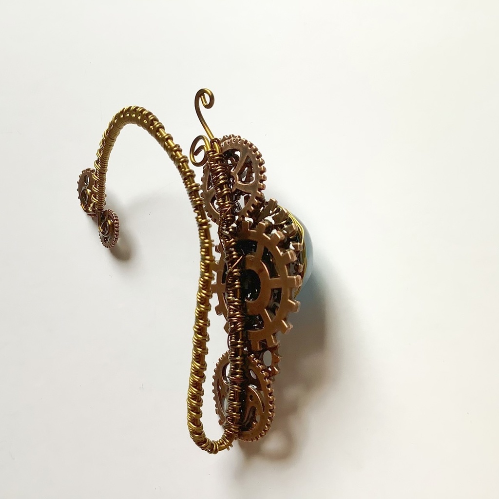 歯車のイヤーフック