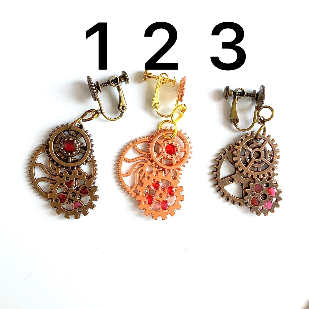 ハートと歯車のイヤリング