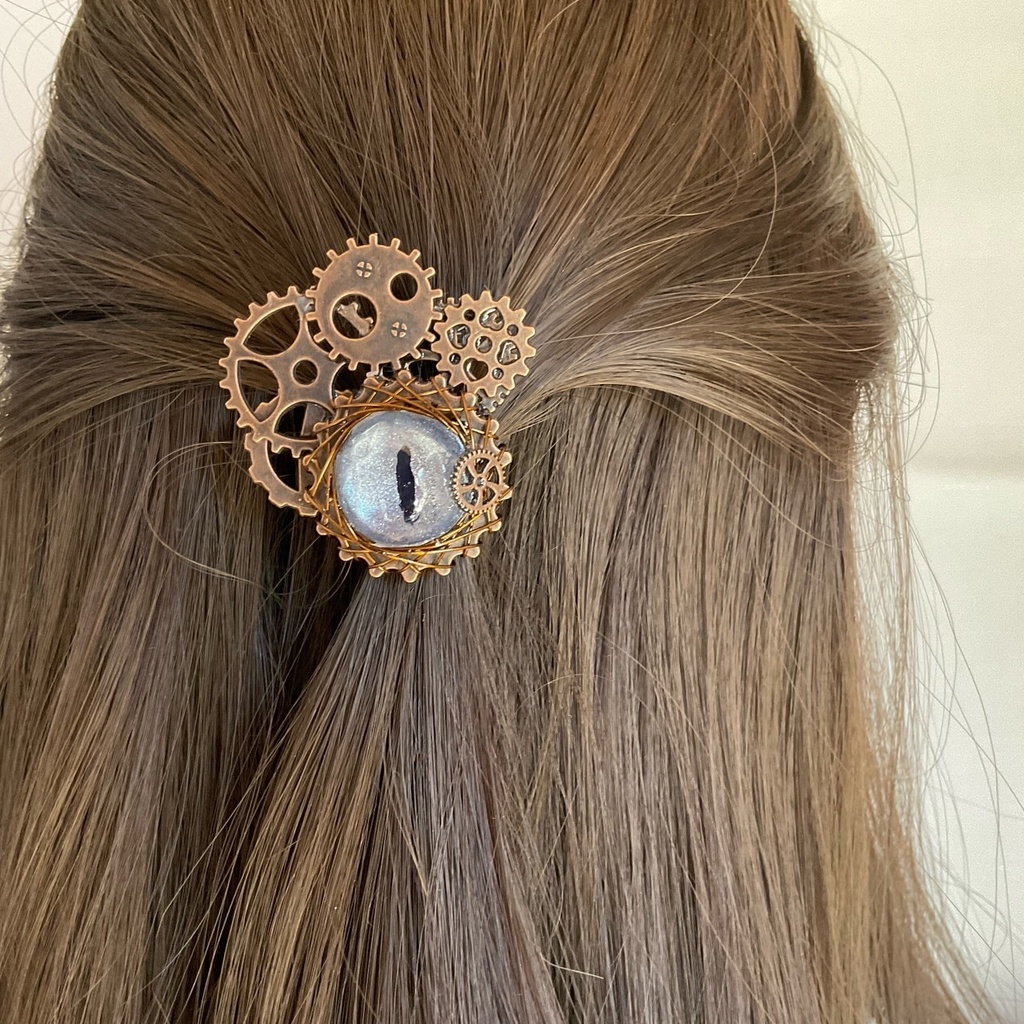 【B級品のため3割引】ドラゴンアイと歯車のポニーフック