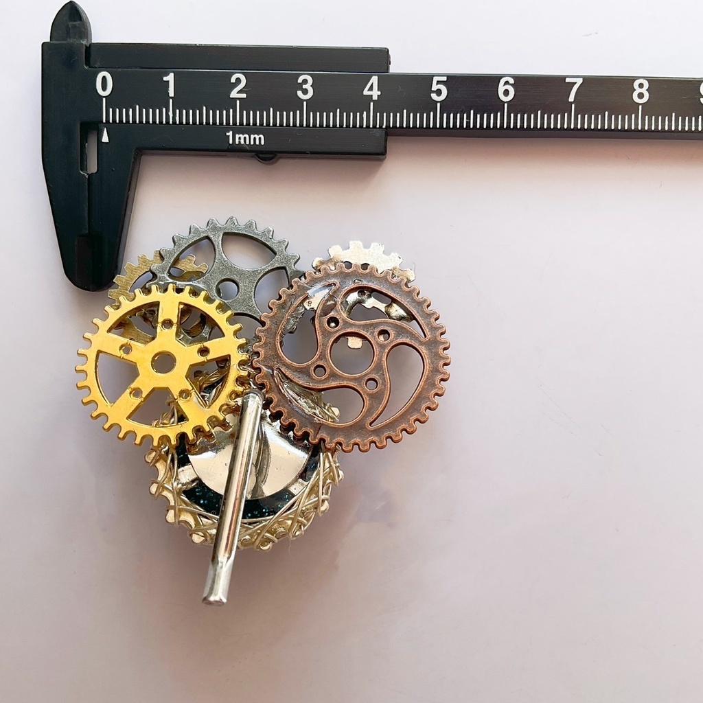 【B級品のため3割引】ドラゴンアイと歯車のポニーフック