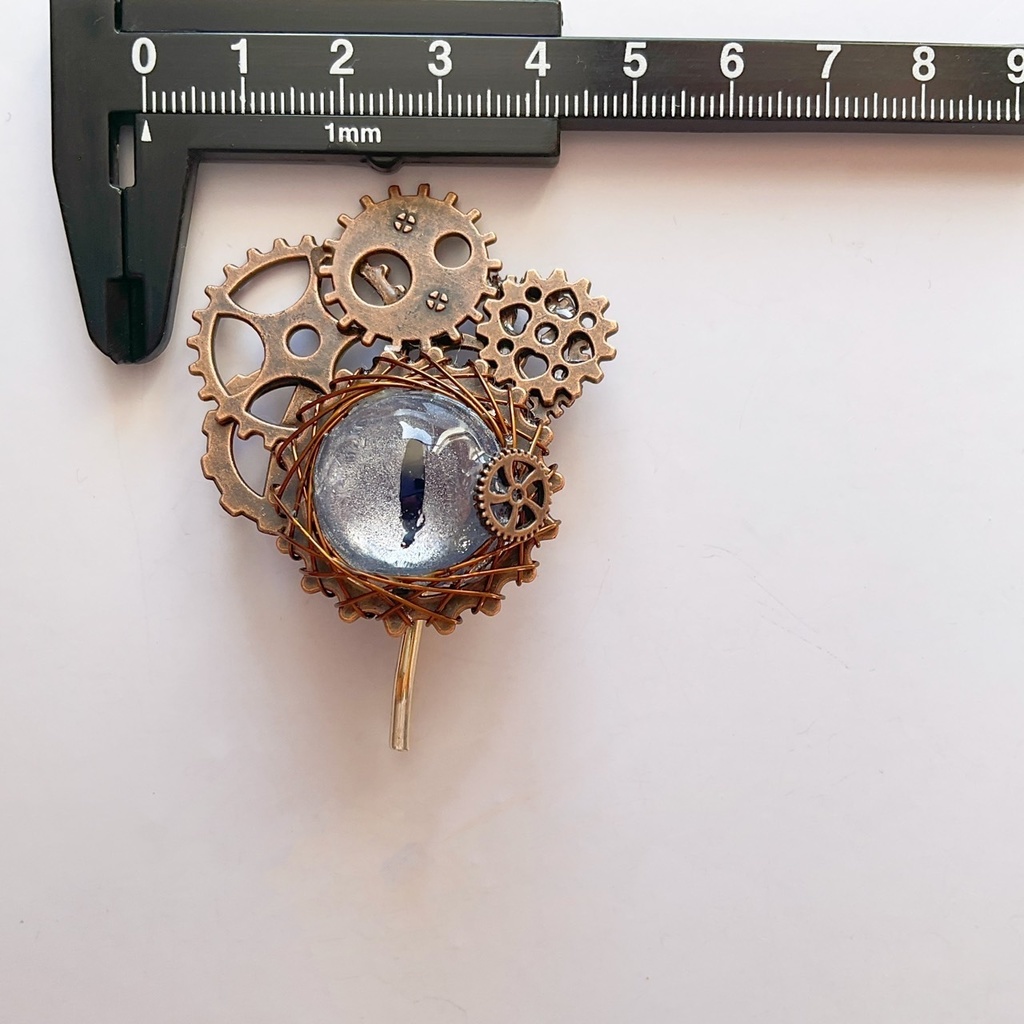 【B級品のため3割引】ドラゴンアイと歯車のポニーフック