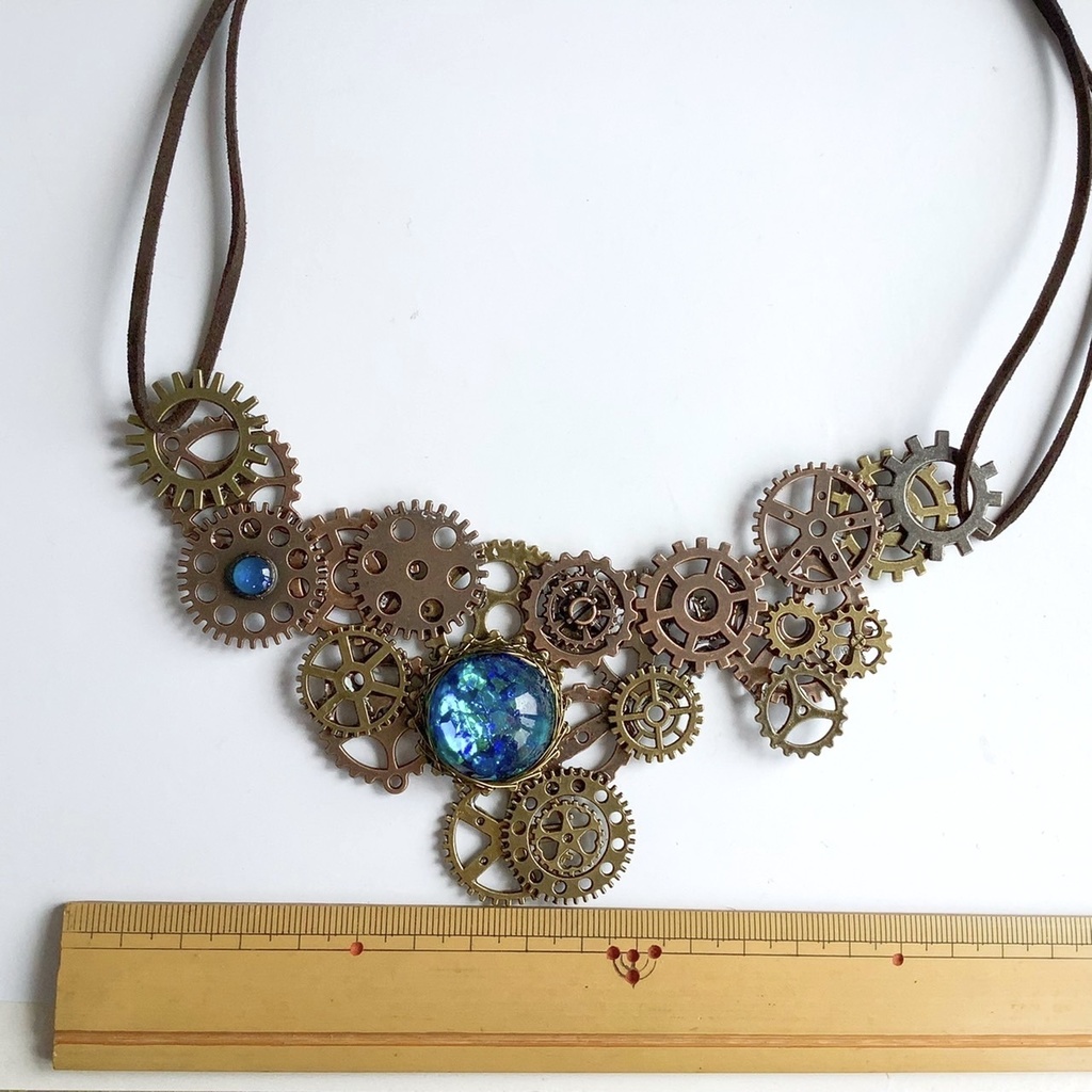 歯車のネックレス