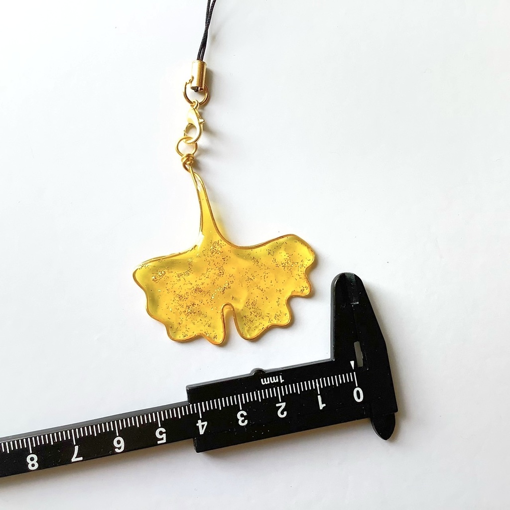 イチョウのストラップ