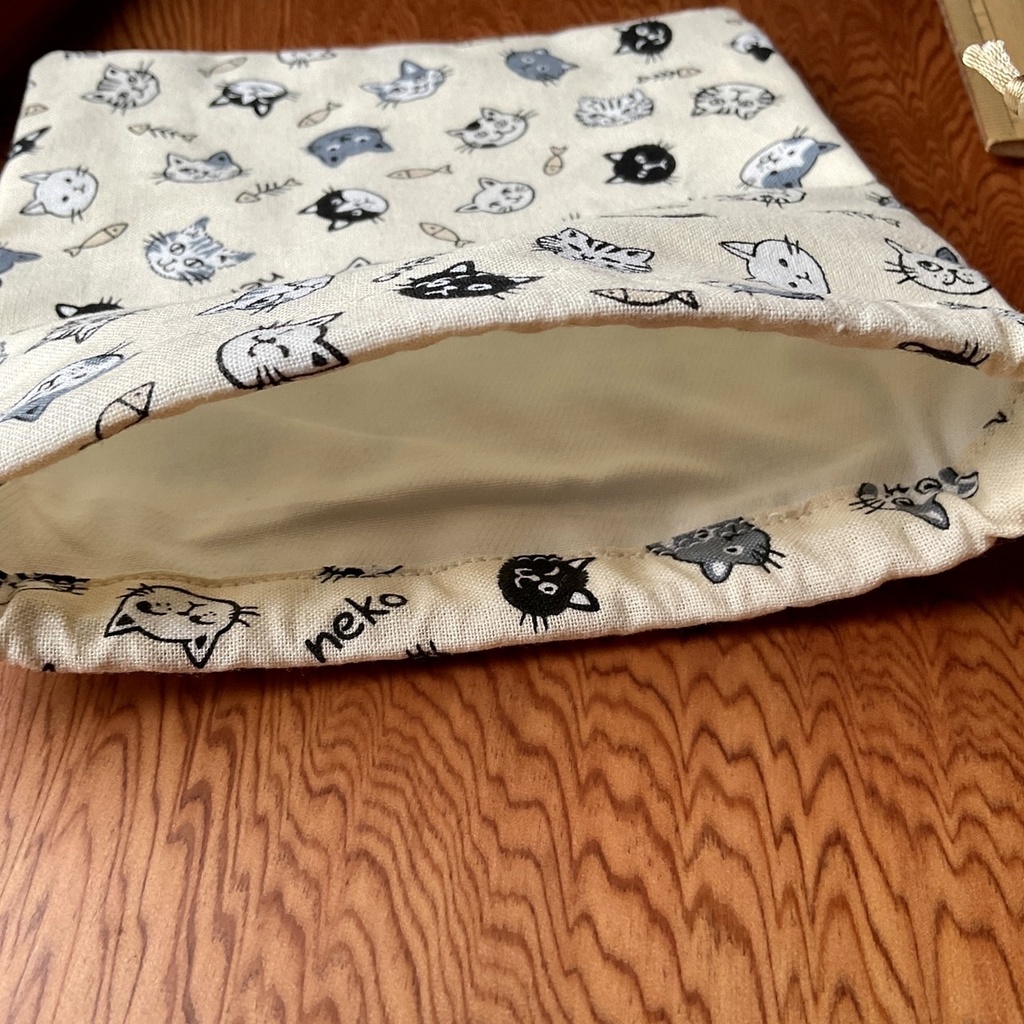 猫ちゃんの巾着