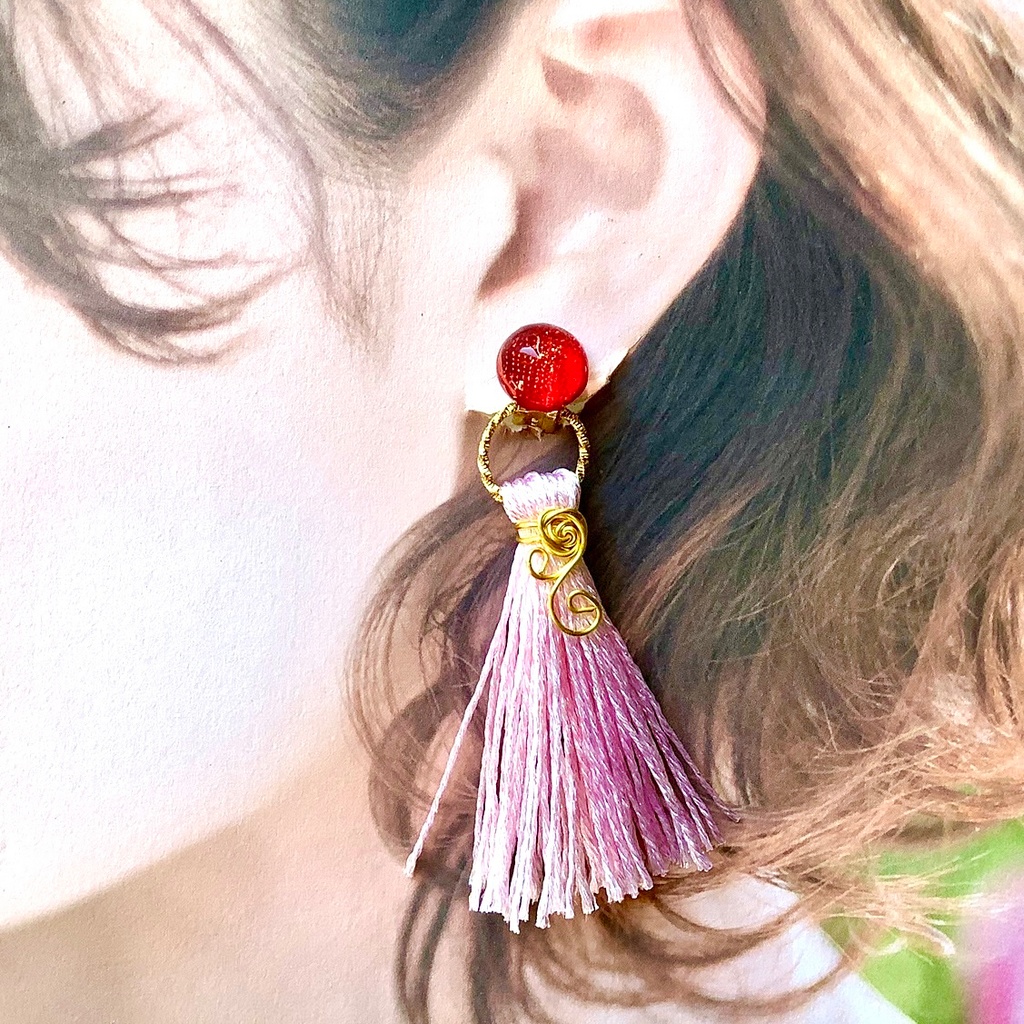 薔薇のタッセルイヤリング ブルー