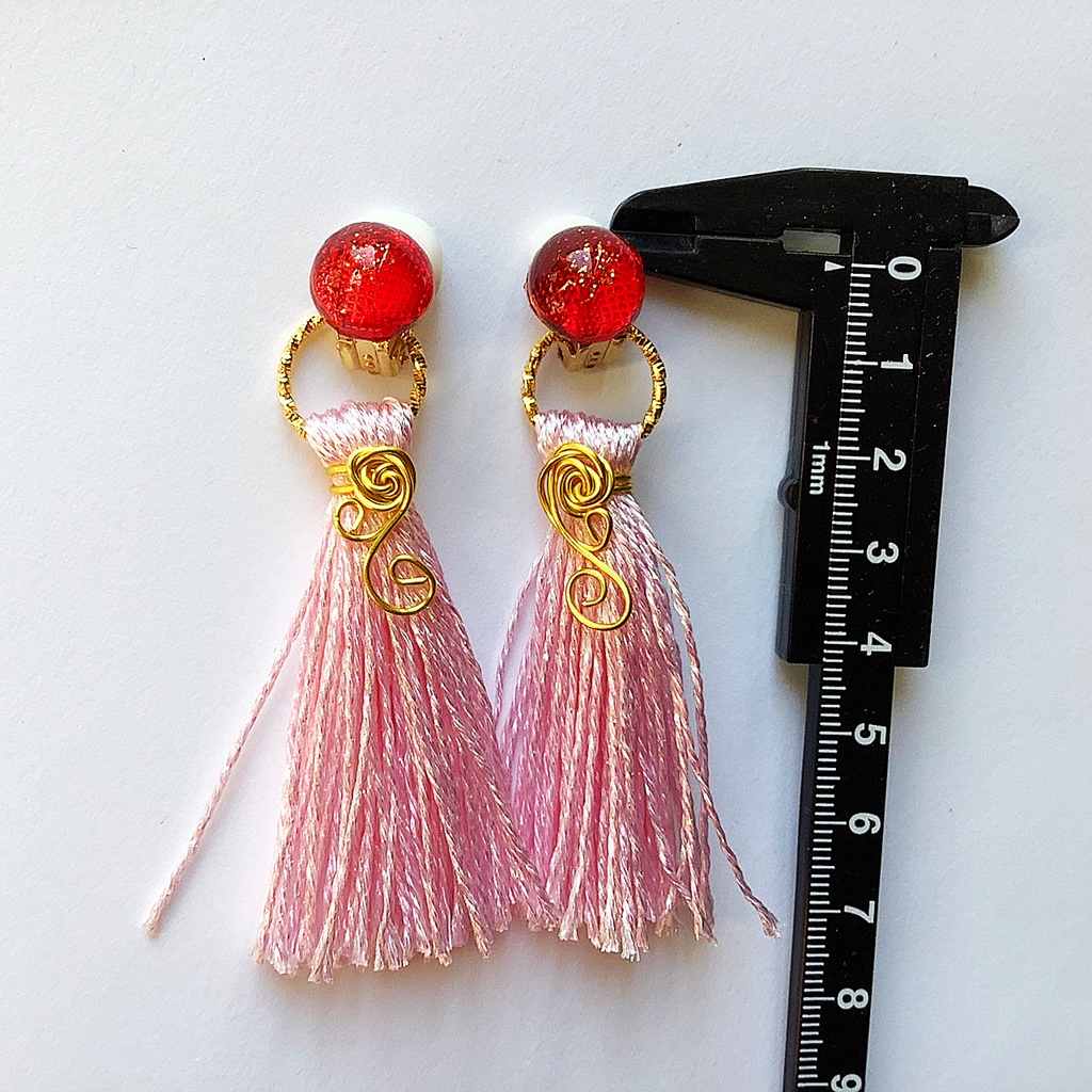 薔薇のタッセルイヤリング ピンク