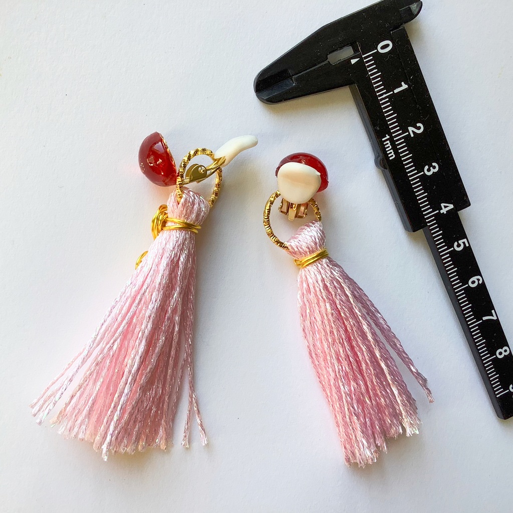 薔薇のタッセルイヤリング ピンク