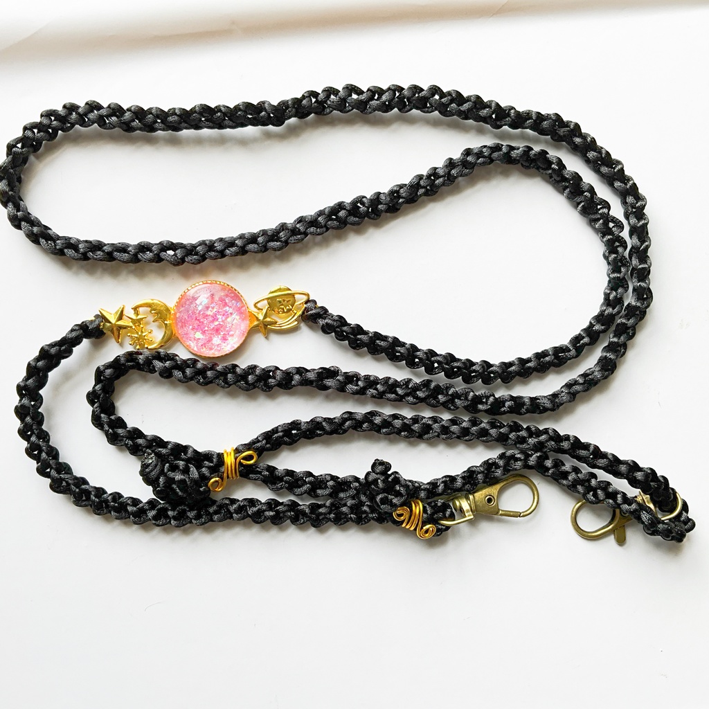 土星のスマホショルダーストラップ