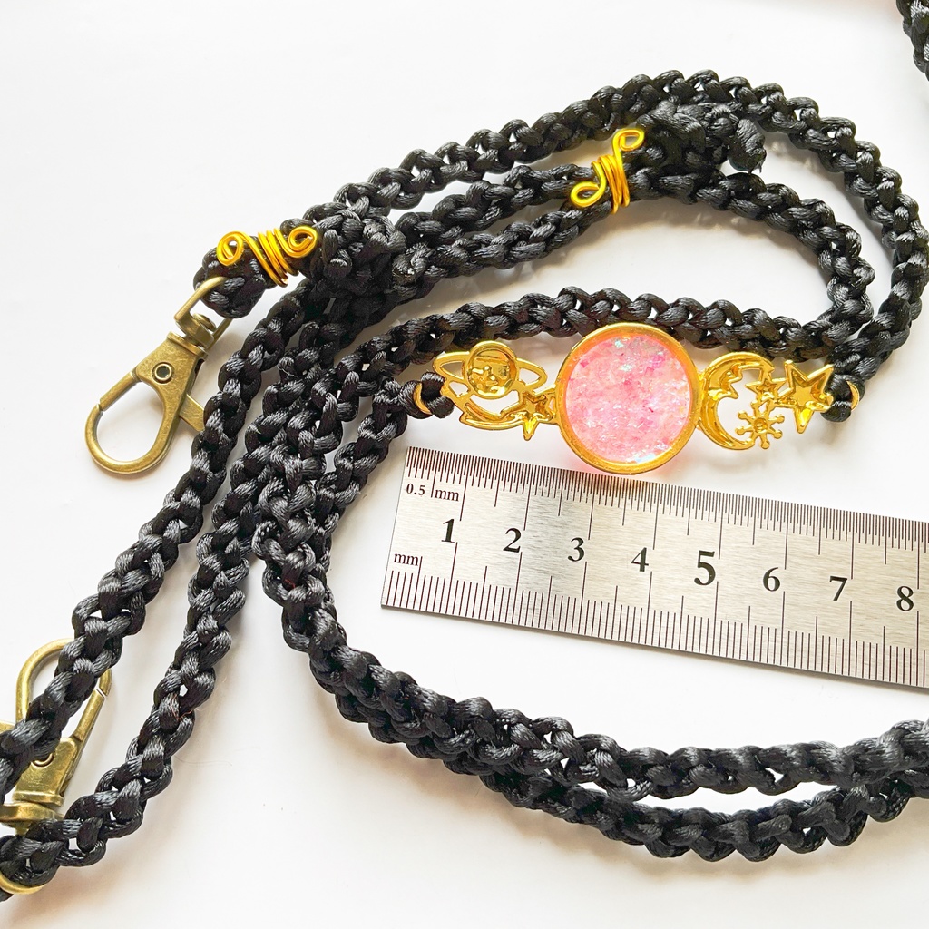 土星のスマホショルダーストラップ