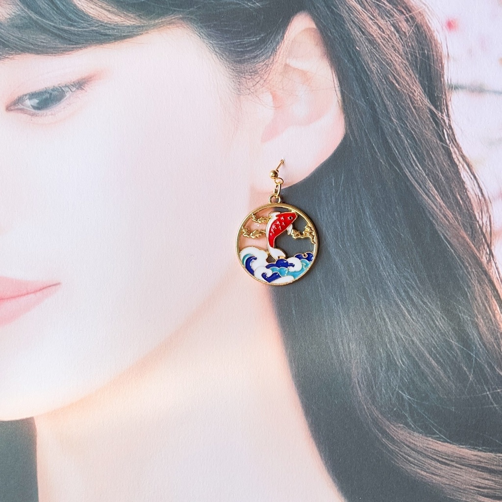 昇り鯉のピアス・イヤリング【金属アレルギー対応】