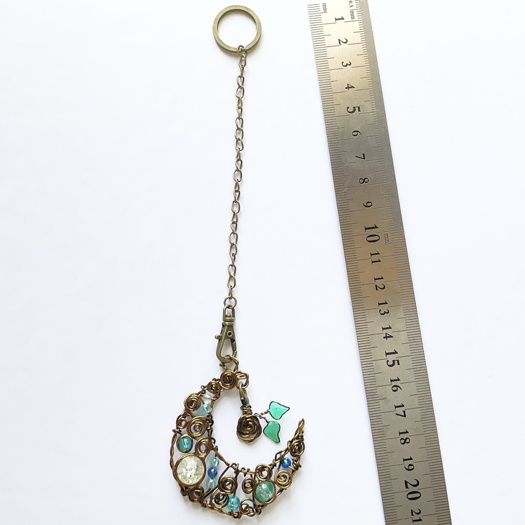 月と薔薇のバッグチャーム