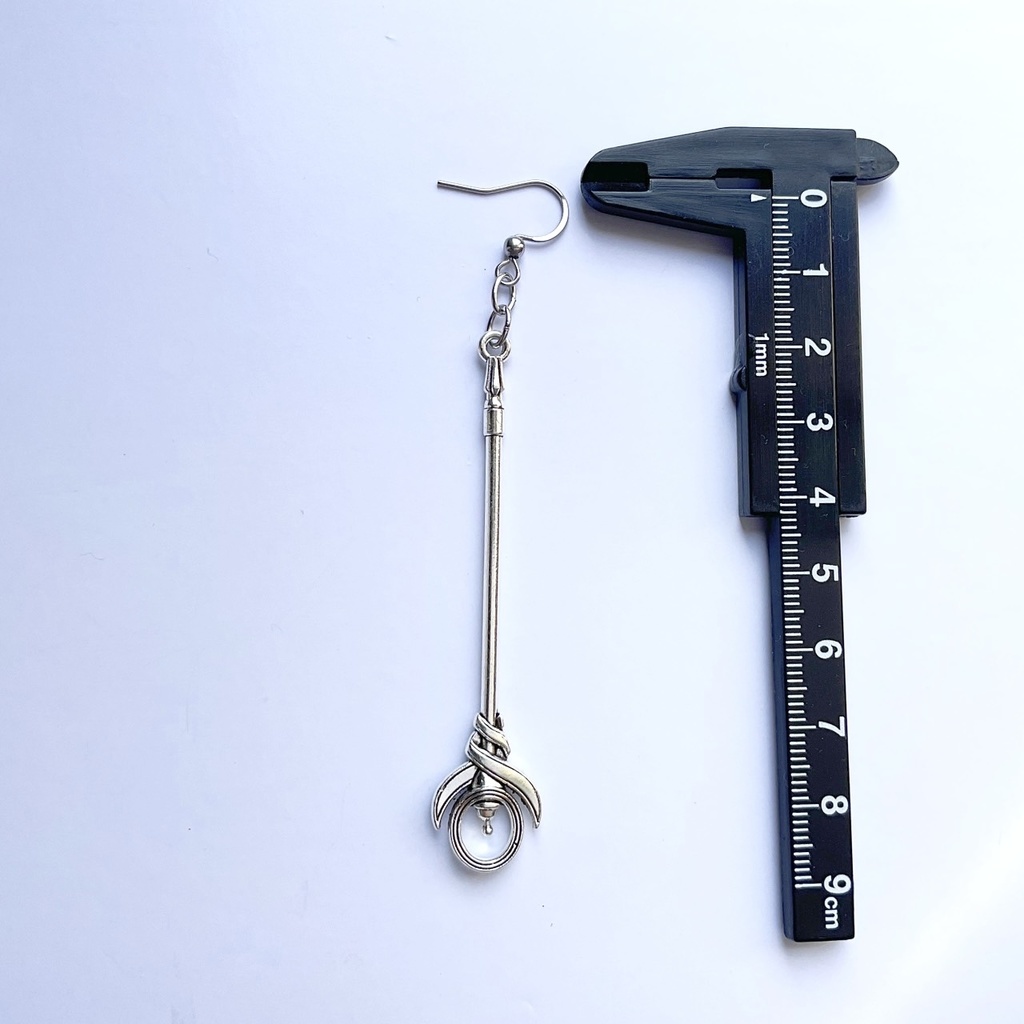 武器のピアス