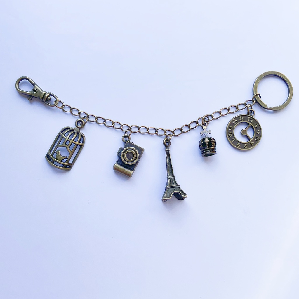 レトロなバッグチャーム