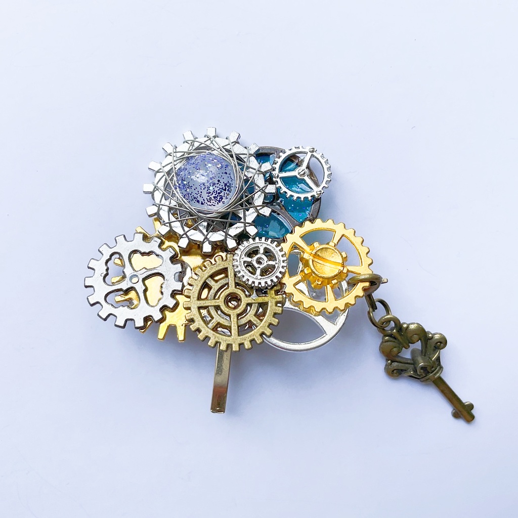 鍵付きスチームパンク風ポニーフック