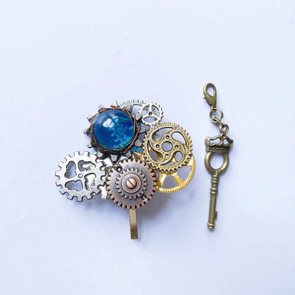 鍵付きスチームパンク風ポニーフック