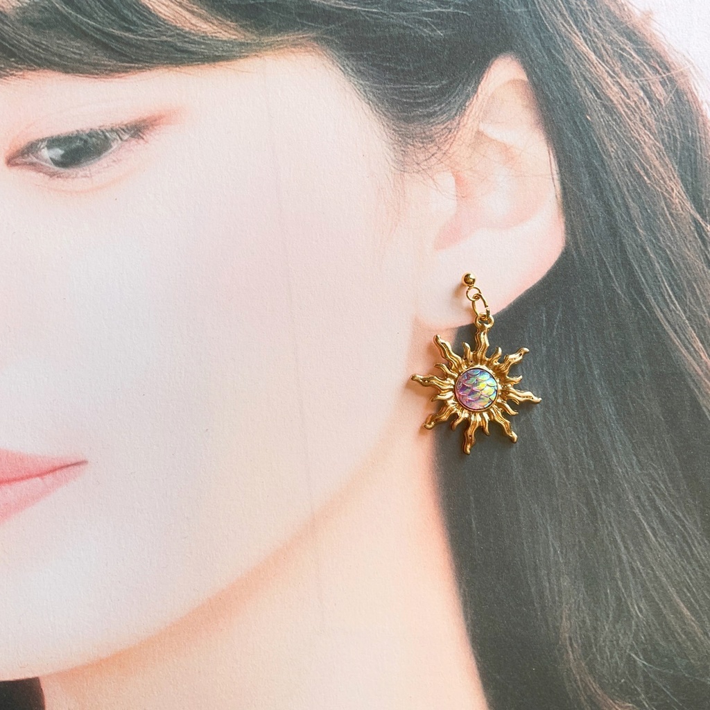 ウロコと太陽のピアス・イヤリング