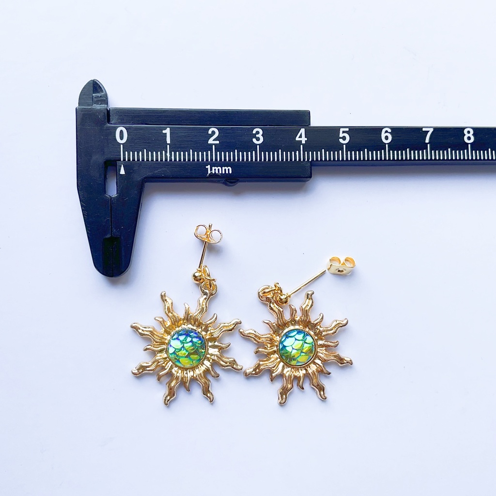 ウロコと太陽のピアス・イヤリング