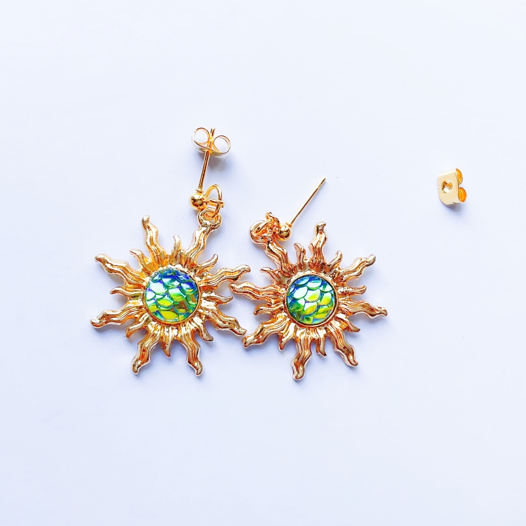 ウロコと太陽のピアス・イヤリング