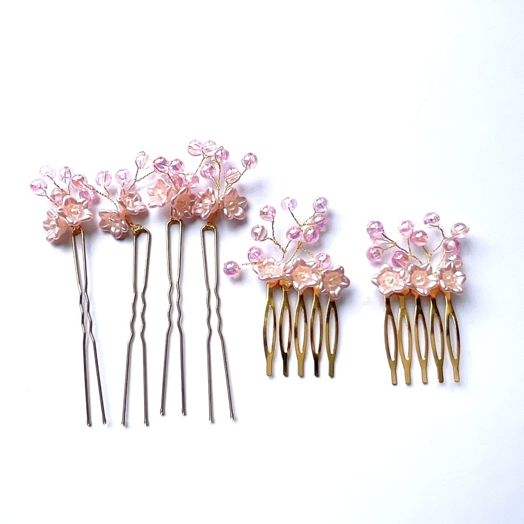 かんざしにもなる花のヘアアクセサリー