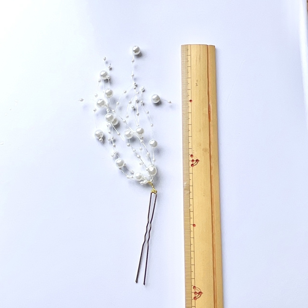 かんざしにもなる花のヘアアクセサリー