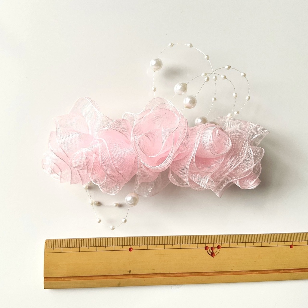 80年代アイドル風!ピンクの薔薇のバレッタ