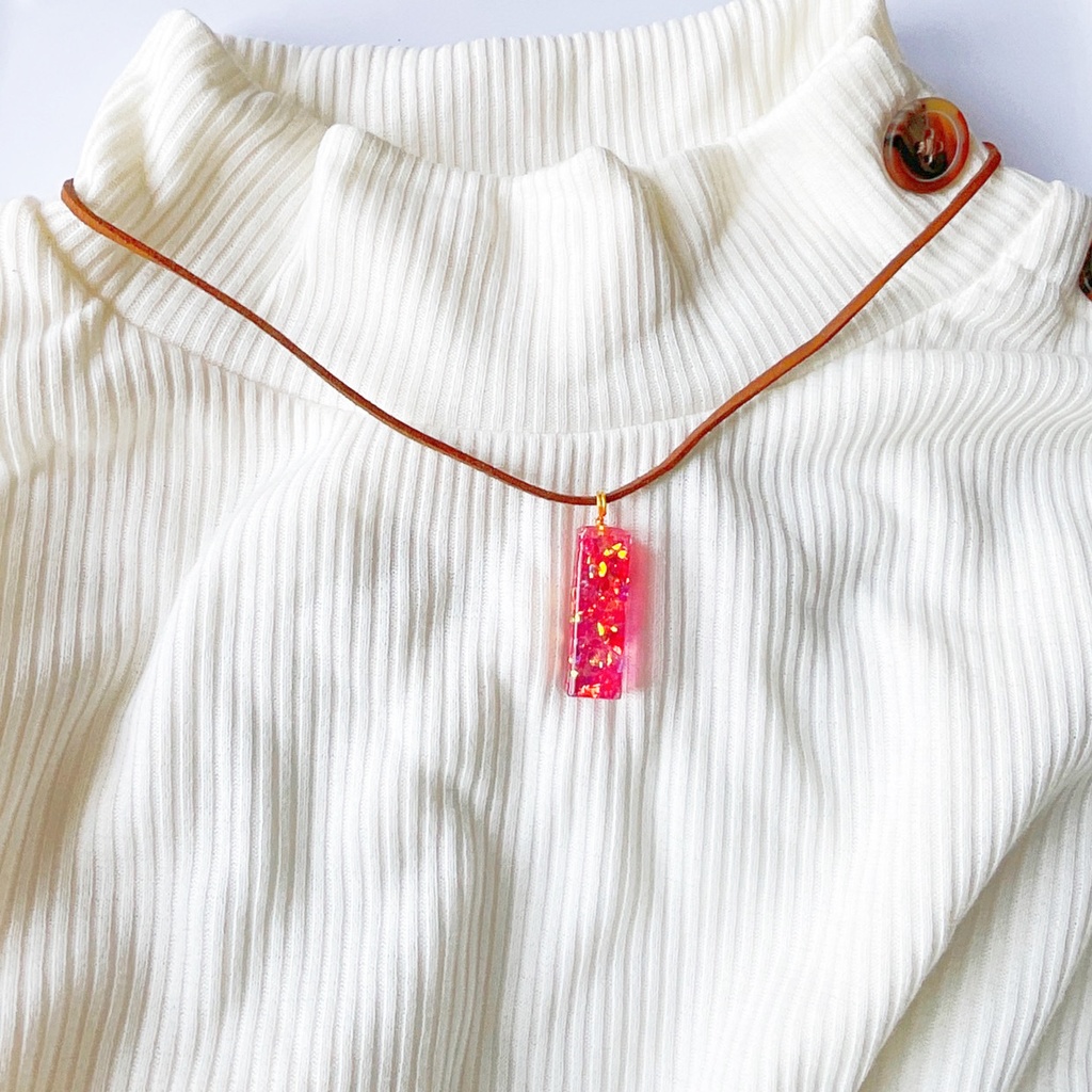 氷に閉じ込めた宝物 ペンダント