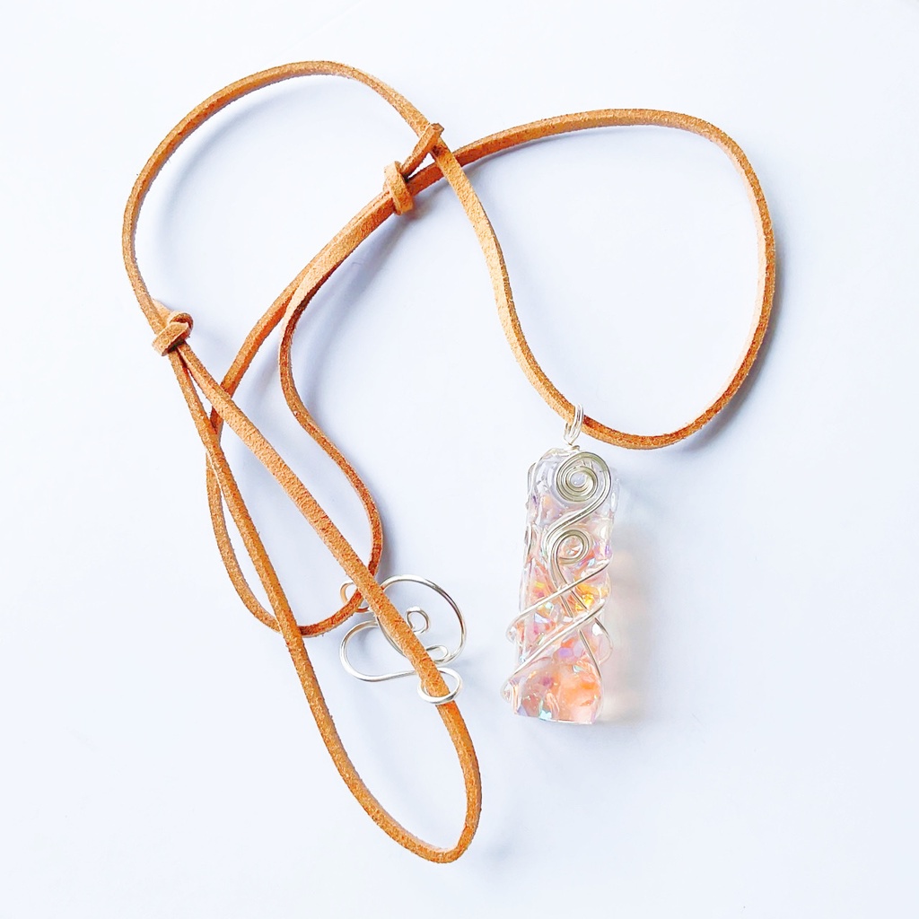 氷に閉じ込めた宝物 ペンダント2