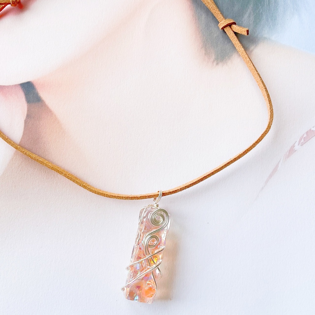 氷に閉じ込めた宝物 ペンダント2