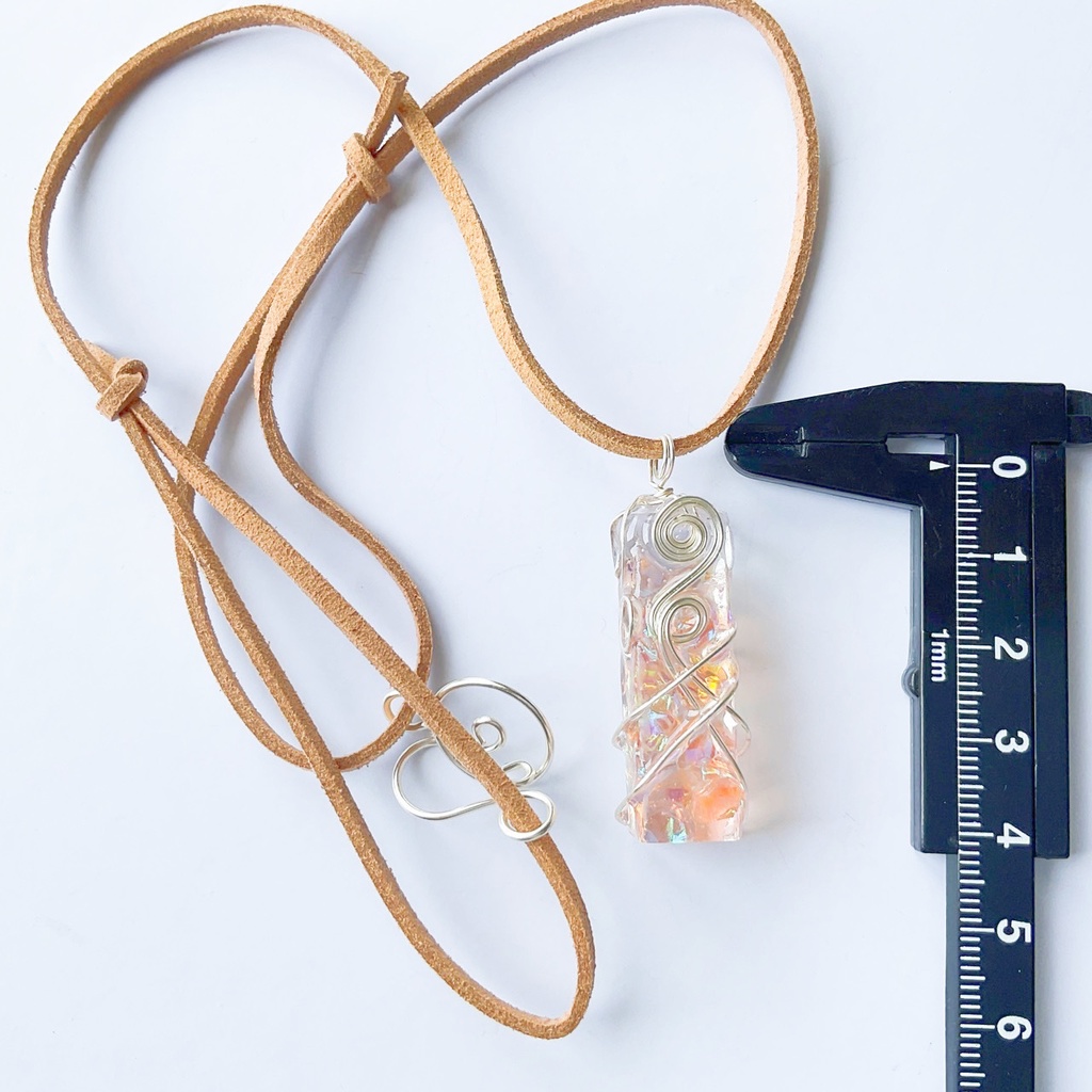 氷に閉じ込めた宝物 ペンダント2