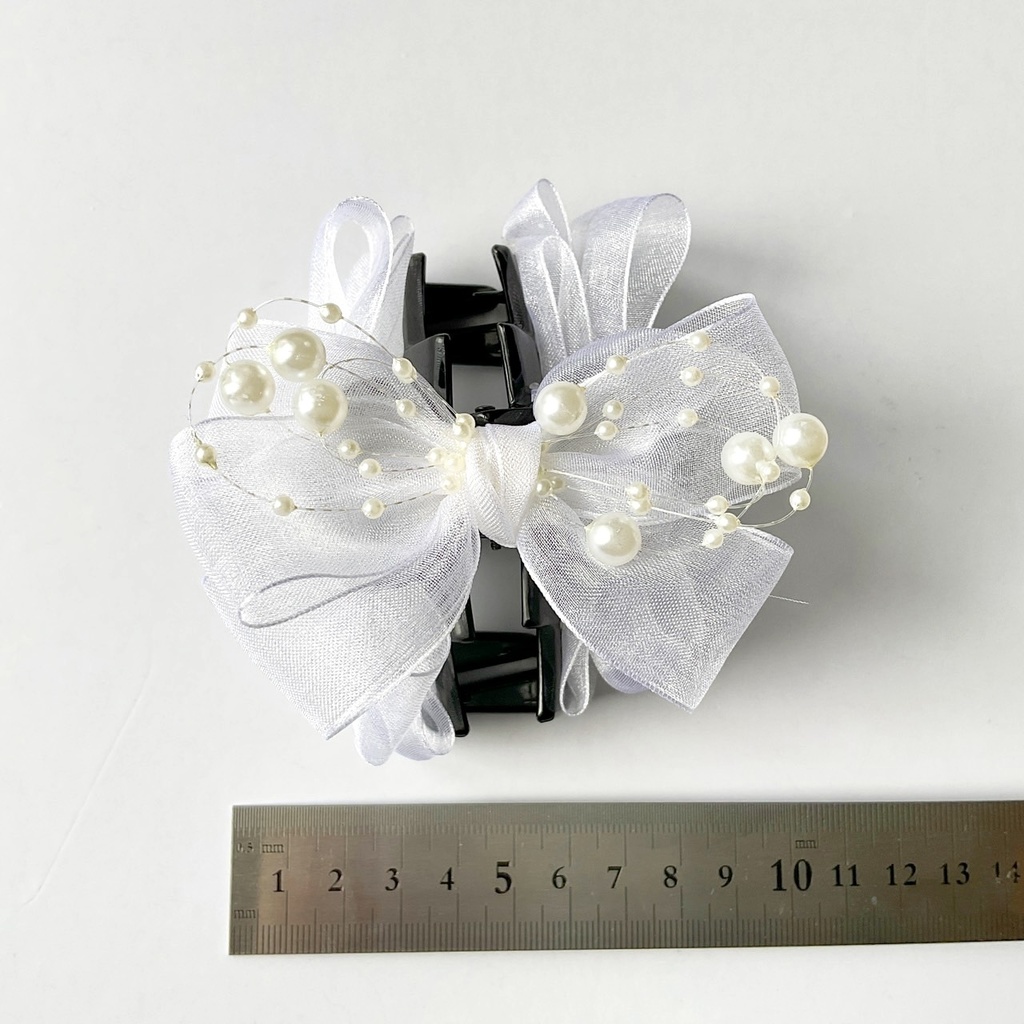 3面リボンのバンスクリップ