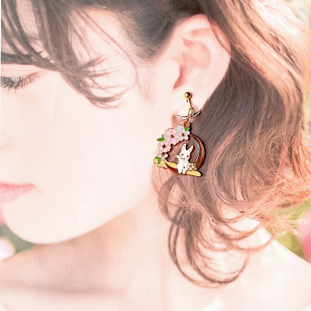 月のブランコとうさぎ 【ピアス・イヤリング】