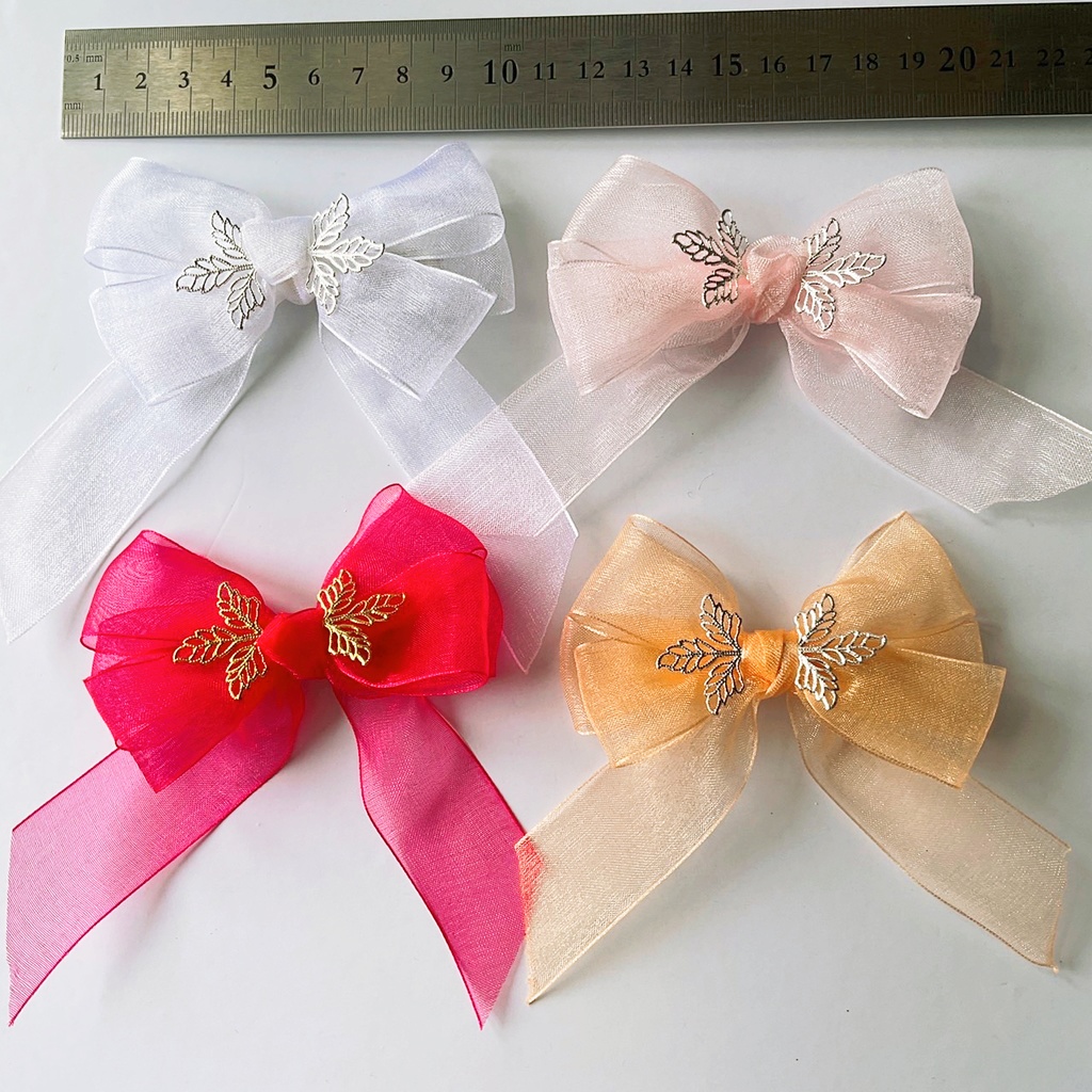 オーガンジーリボンと葉のヘアクリップ