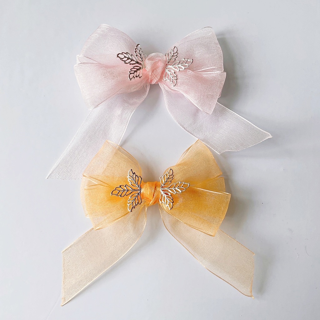 オーガンジーリボンと葉のヘアクリップ