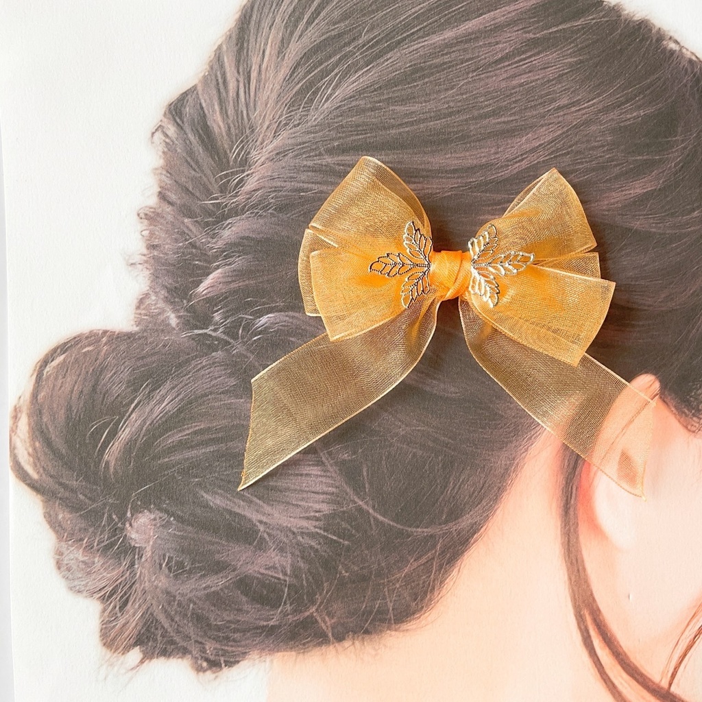 オーガンジーリボンと葉のヘアクリップ