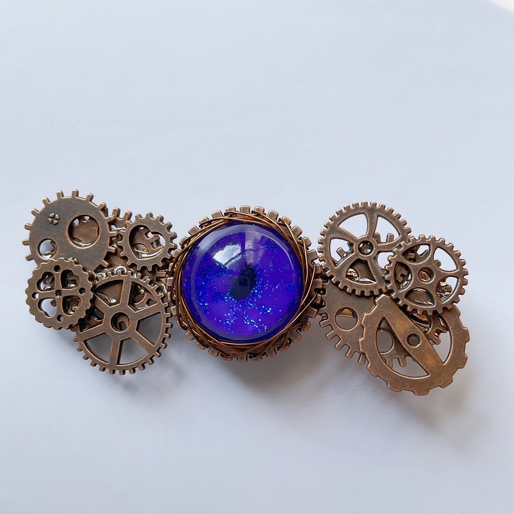 ドラゴンアイと歯車のヘアクリップ
