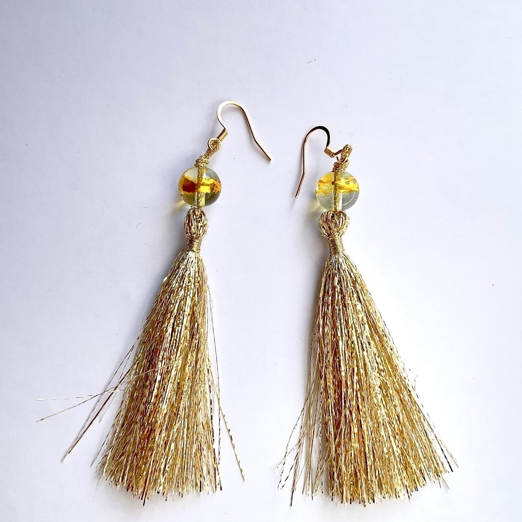タッセルのピアス・イヤリング